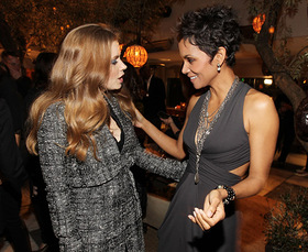 Photo: Amy Adams and Halle Berry