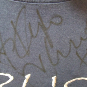 Photo: Kylie-signed Shirt 3