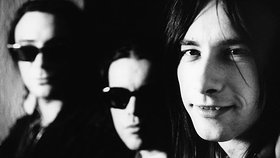 Primal Scream: Charity Work & Causes - Look to the Stars