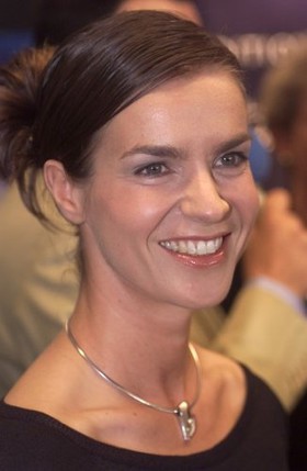 Katarina Witt: Charity Work & Causes - Look to the Stars