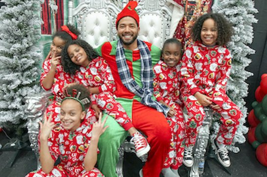Jussie Smollett Surprises Kids at Holiday Event in Flint, Michigan ...