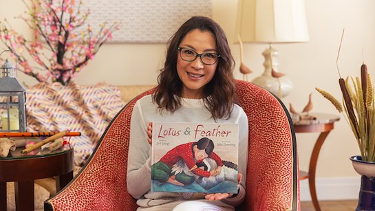 Michelle Yeoh Reads For Storyline Online Look To The Stars