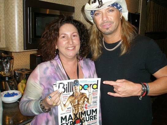 Help Fight Hunger At Bret Michaels Concert - Look to the Stars