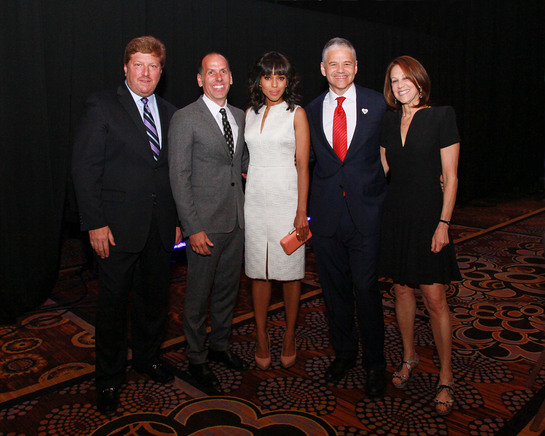 Kerry Washington Presents Award At Facets Of Hope Event Look to the Stars