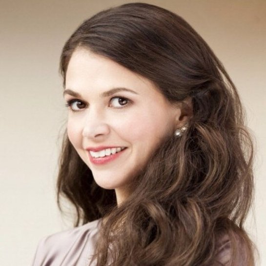 Sutton Foster to Host the Humane Society of the United States New York